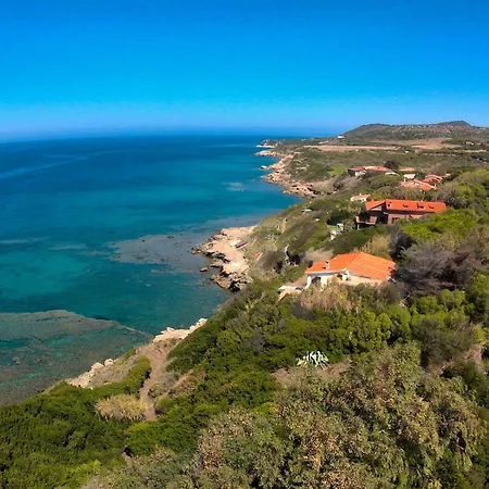 Dom wakacyjny Welcoming House In Punta Tramontana - 60 M² With Sea View