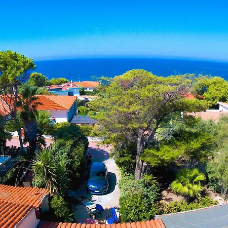 Welcoming House In Punta Tramontana - 60 M² With Sea View
