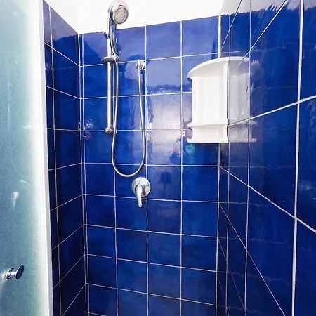 בית נופש Welcoming House In Punta Tramontana - 60 M² With Sea View *
