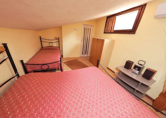 Welcoming House In Punta Tramontana - 60 M² With Sea View